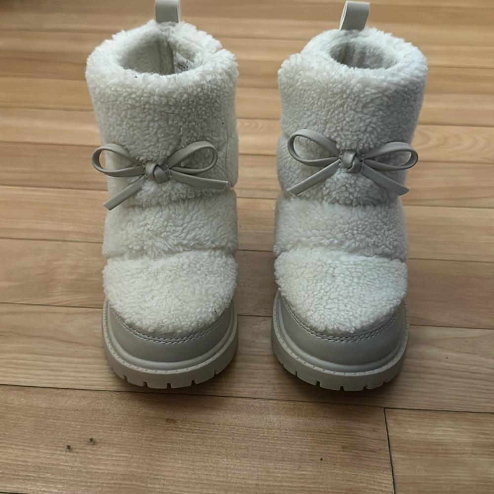 Toddler winter boot size 7